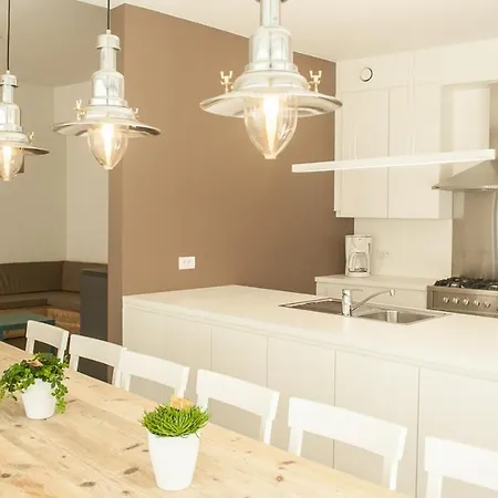 Fluisterbos Met Gratis Parking *