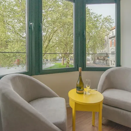 Fluisterbos Met Gratis Parking * オステンド